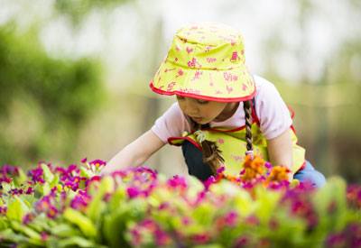 5 Reasons Why Gardening is Good for Kids